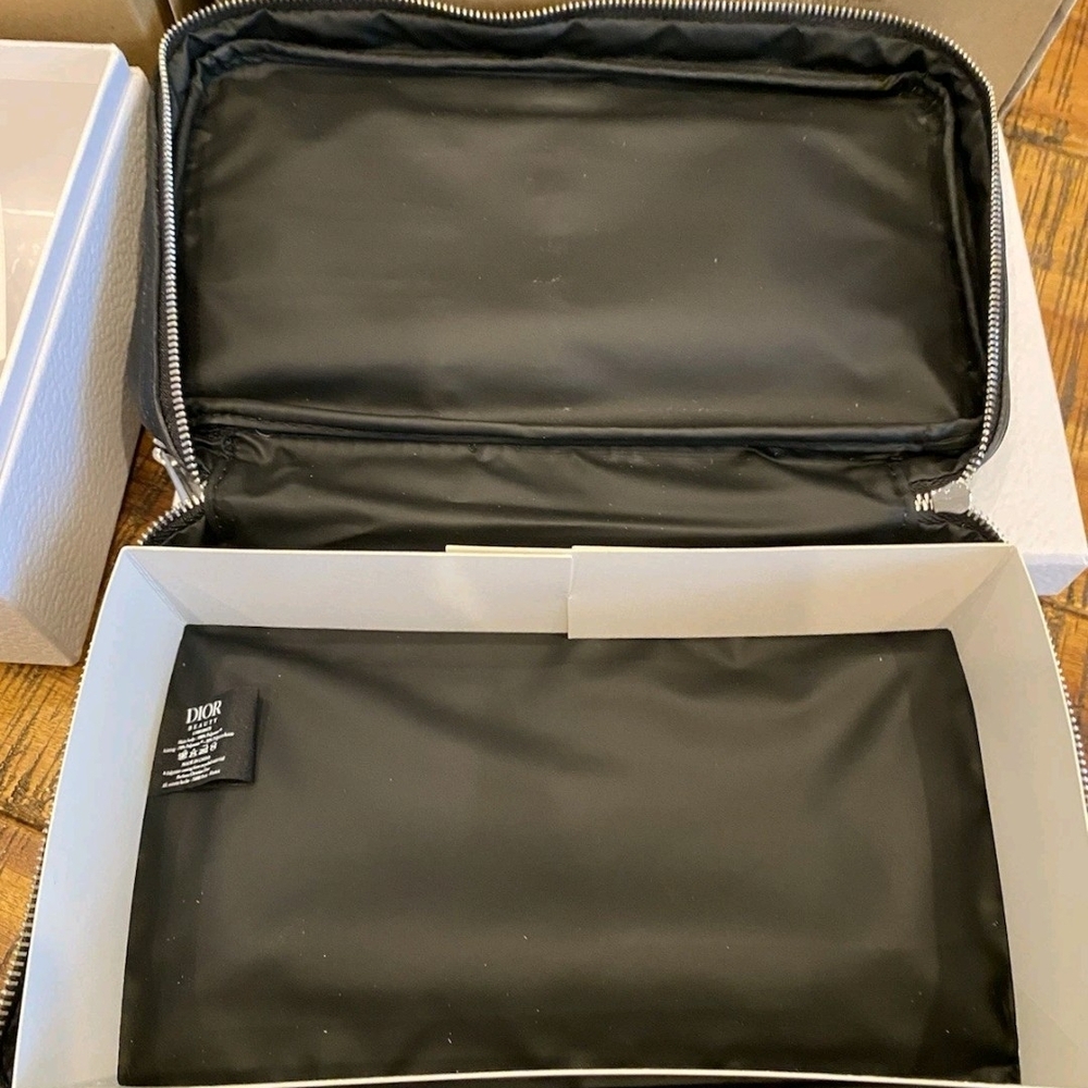 Dior Backstage VIP Luxury Makeup Brush Set Four 4-piece Case & Gift Box - Picture 10 of 13